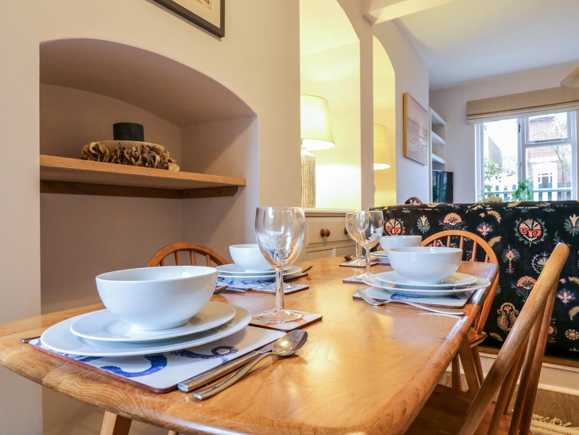 אלדברג Compass Cottage מראה חיצוני תמונה